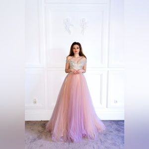 NWT Terani Couture Gown in blush Size 6